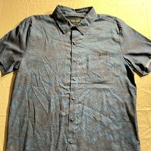 Casual Blue and Gray Button-Down Shirt